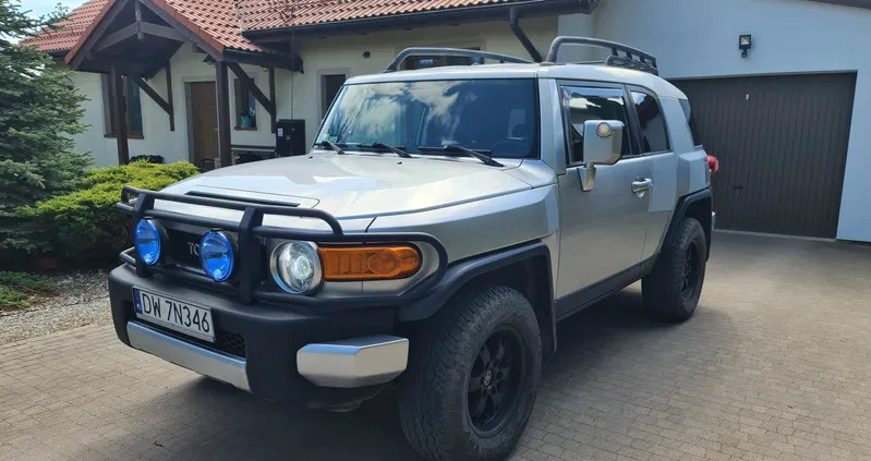 dolnośląskie Toyota FJ cena 82000 przebieg: 162100, rok produkcji 2006 z Dobrzany